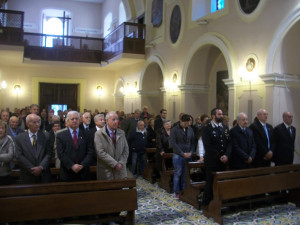 S.Messa officiata da S.E. Mons. Francesco Marino-in primo piano il Pres. reggente Mondello e i Presidenti UNMS delle cinque province campane
